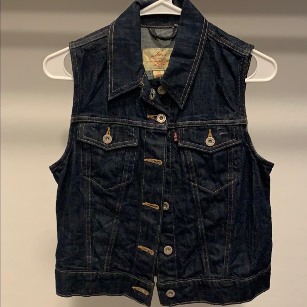 Levi’s denim jean vest
